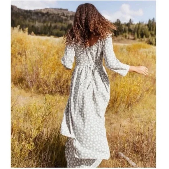 Christy Dawn Amelia Midi Dress 3/4 Sleeve Sage Ditsy Gray & White Size Small - Picture 6 of 14